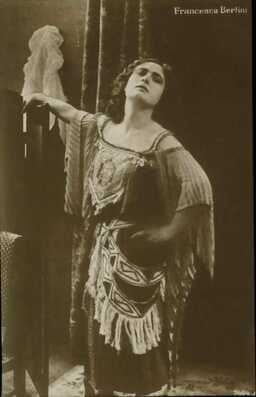 Ivonne, la bella danzatrice (missing thumbnail, image: /images/cache/189840.jpg)